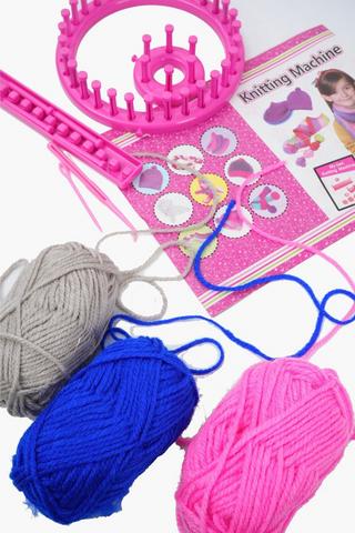 Knitting Set