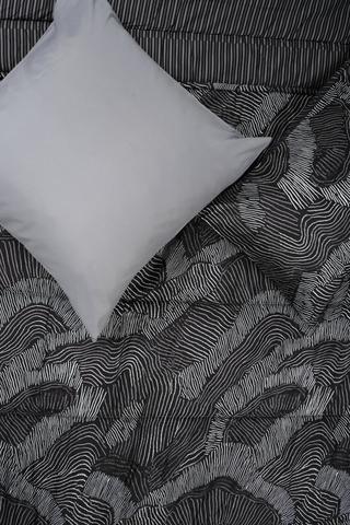 6 Piece Soft Touch Abstract Bale Set