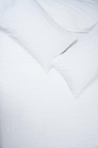 Premium Cotton Tufted Lines Duvet Cover Set