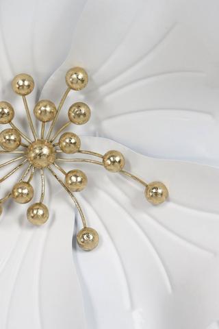 Dimensional Ridged Metal Flower, 50cm