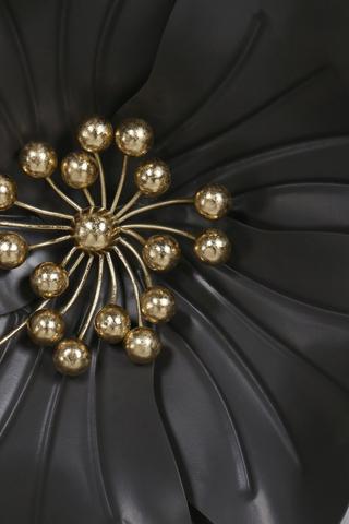 Dimensional Ridged Metal Flower, 40cm