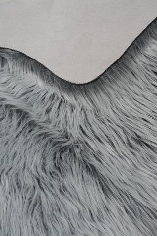 Faux Fur Long Pelt Rug, 76x115cm