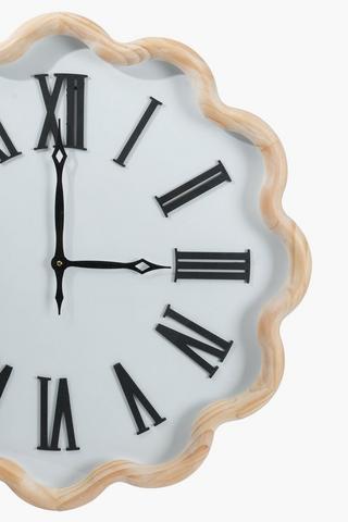 Scallop Clock, 76cm