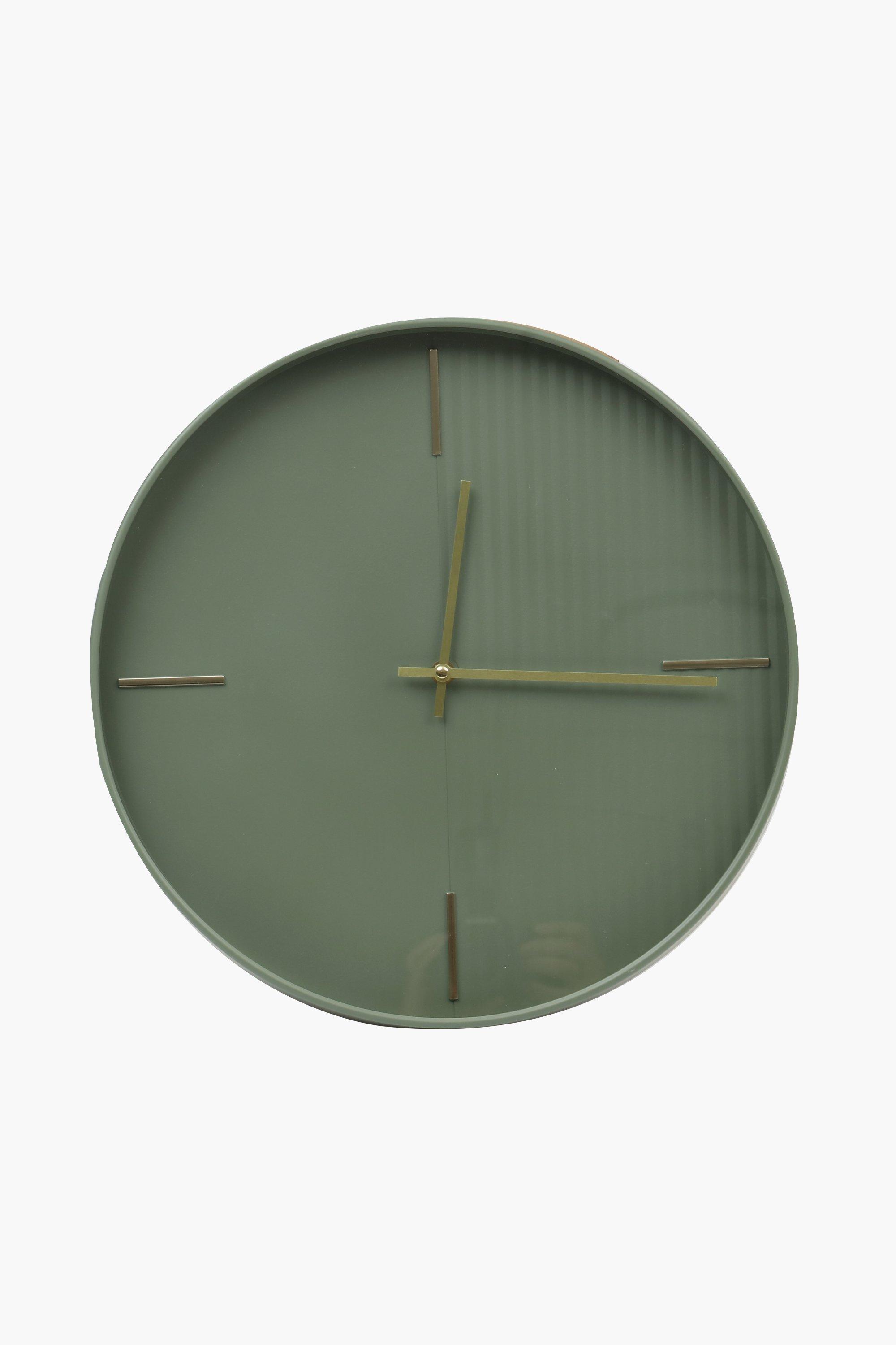 Plastic Ribbed Clock, 40cm