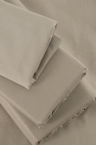 144 Thread Count Extra Length Extra Depth Fitted Sheet, 37cm