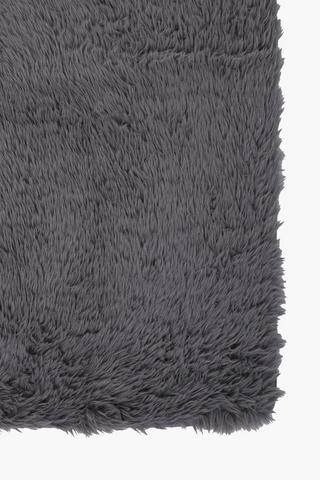 Tuscany Faux Fur Rug, 70x110cm