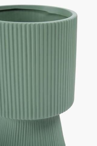 Chalice Ribbed Planter, 20x30cm