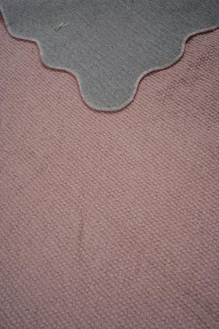 Boucle Scalloped Rug, 120x180cm