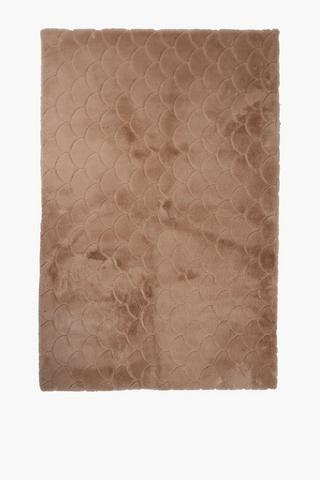 Faux Fur Embossed Scalloped Rug, 120x180cm