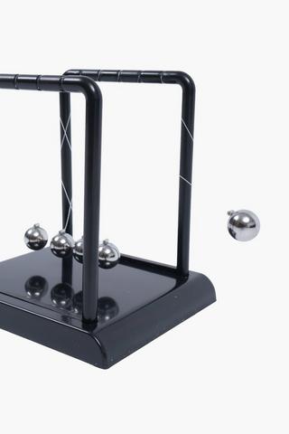 Pendulum Balance Balls
