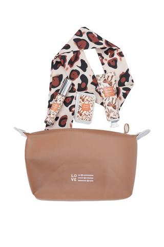 4 Piece Cosmetic Gift Set