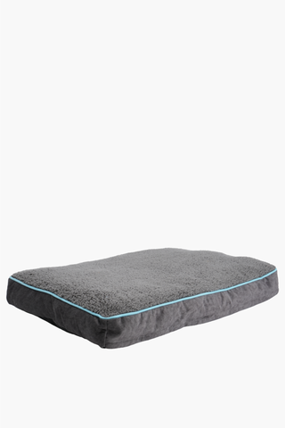 Piped Sherpa Pet Bed, 89x59x10cm