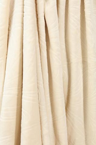 Embossed Flannel Geometric Blanket, 125x150cm