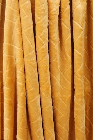 Embossed Flannel Geometric Blanket, 125x150cm