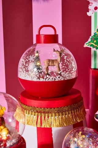 Reindeer Snow Globe, 15x17cm
