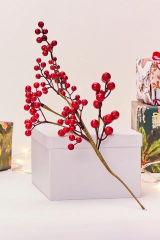 Christmas Berry Single Stem, 48.5cm
