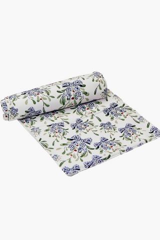 Festive Delft Mistletoe Table Runner