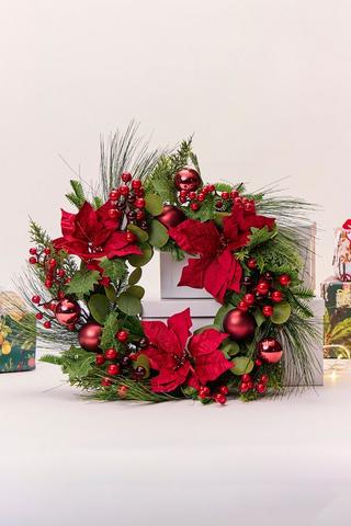 Christmas Poinsettia Berry Wreath, 60cm