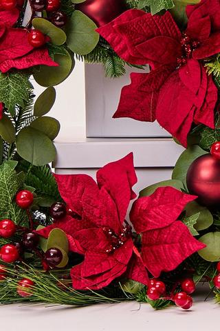 Christmas Poinsettia Berry Wreath, 60cm