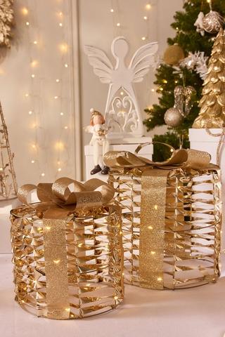 Christmas Led Twirl Present Statue, 20x25cm