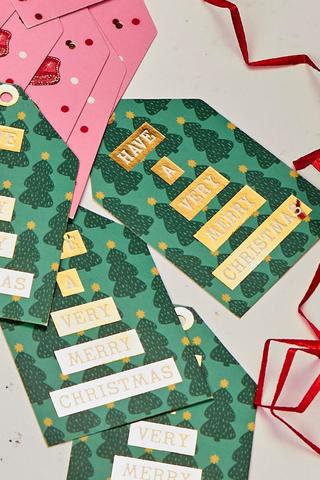 12 Pack Christmas Ribbon Tag Set