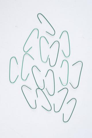 100 Pack Christmas Tree Hooks