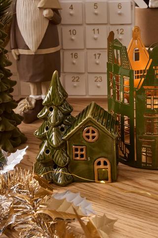 Led Christmas Tree And House, 13x14.5cm