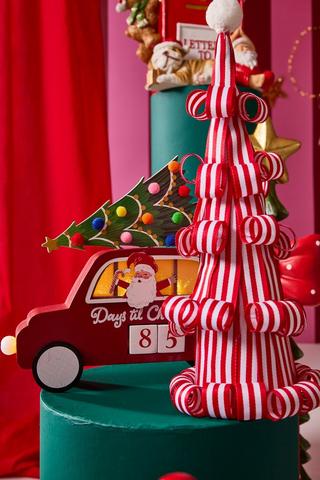 Santa Car Count Down Calendar, 23x21cm