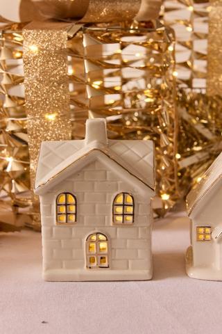 Christmas Led House Statue, 8.5x10.5cm