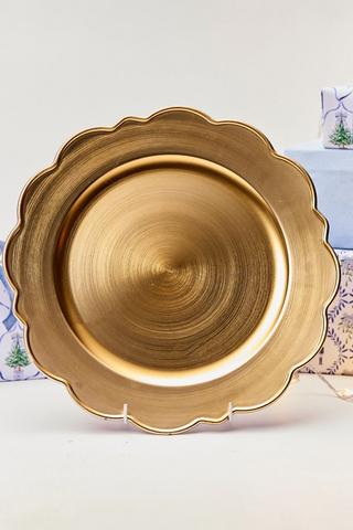 Christmas Scallop Underplate