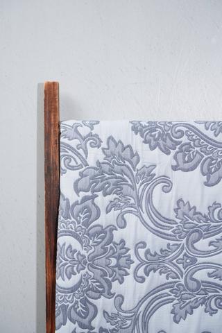 Jacquard Embroidered Baroque Quilt