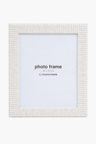 Ridged Border Frame, 20x25cm