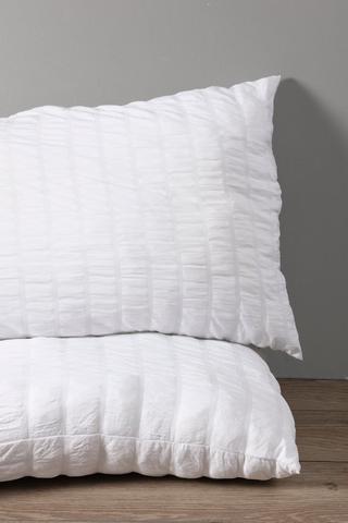 Seersucker Stripe 2 Pack Standard Pillow