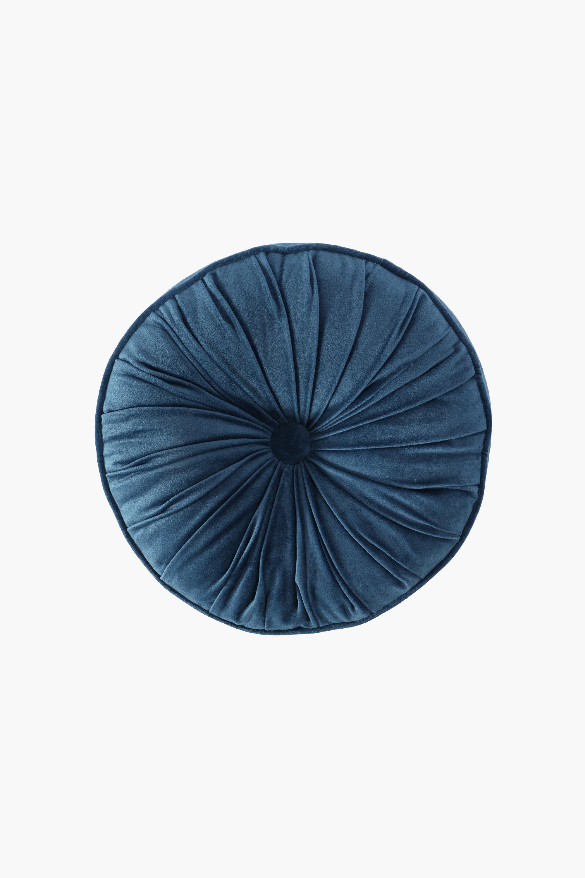 Round scatter hot sale cushions