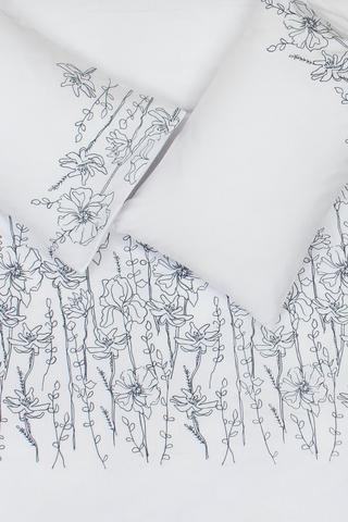 Embroidered Line Floral Duvet Cover Set