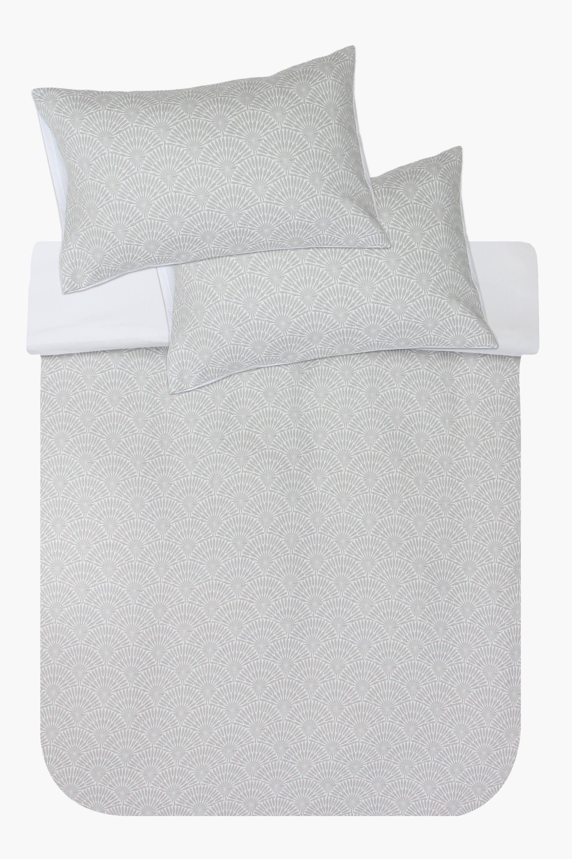 Quilted Jacquard Fan Duvet Cover Set