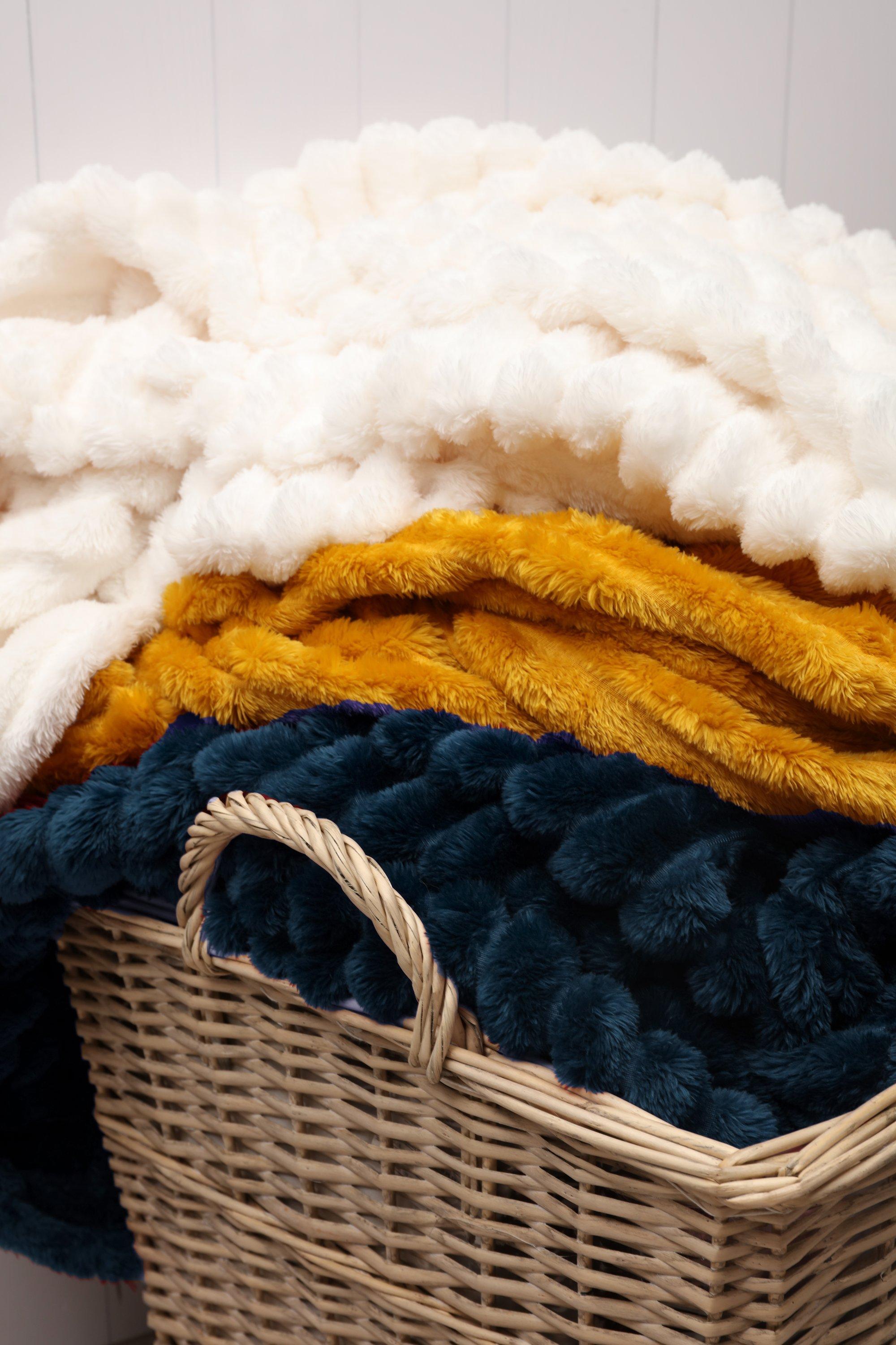 Ribbed Super Plush Blanket 180x200cm