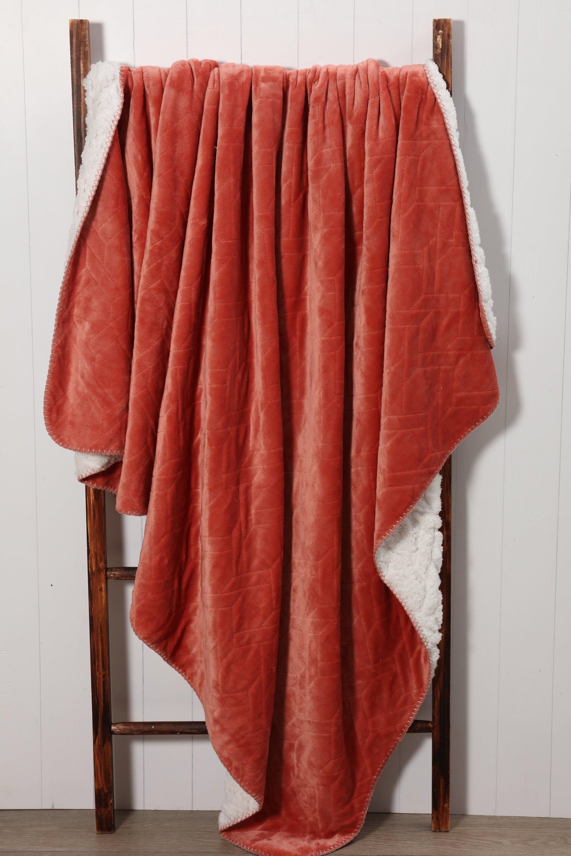 Quilted Sherpa Blanket, 150x200cm