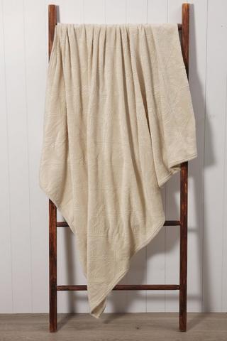Embossed Coral Fleece Blanket,125x150cm