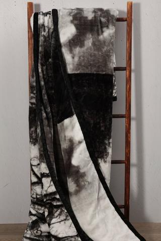 Mink Landscape Knitted Blanket