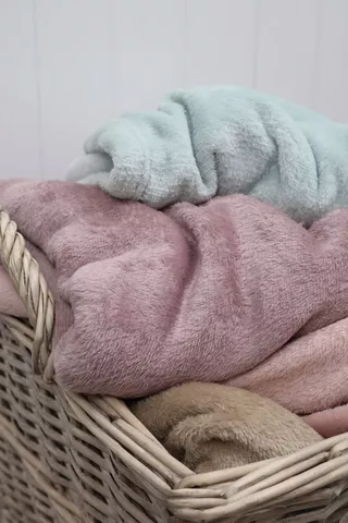Plush Blanket 125x150cm