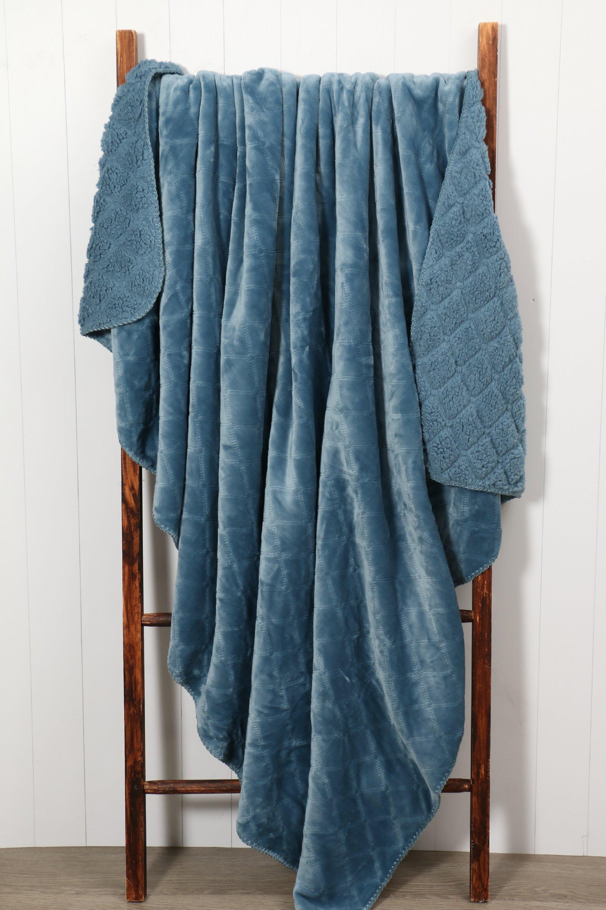Quilted Sherpa Blanket 150x200cm