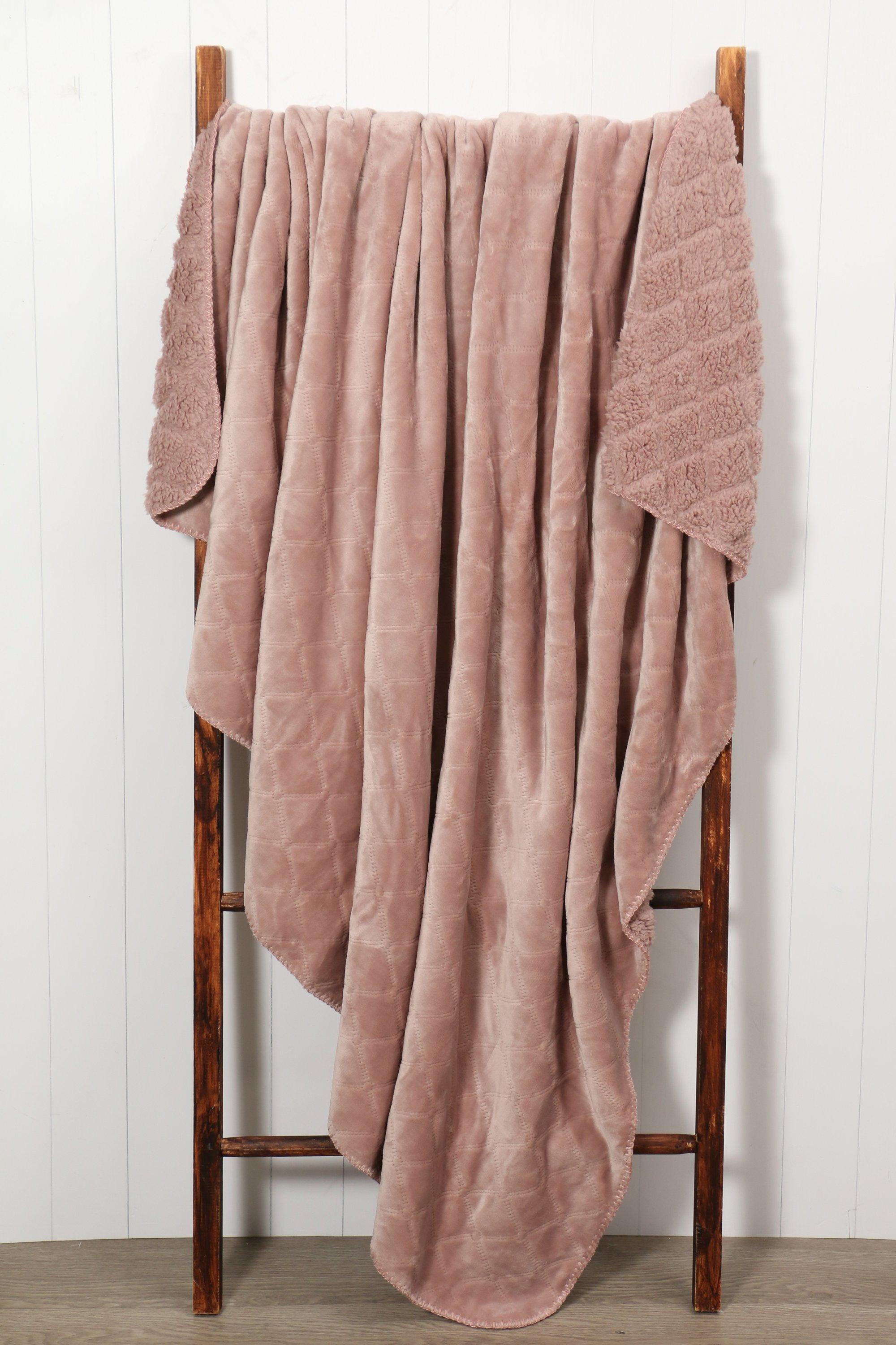 Quilted Sherpa Blanket 150x200cm