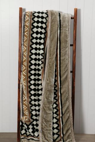 Mink Traditional Blanket 200x220cm