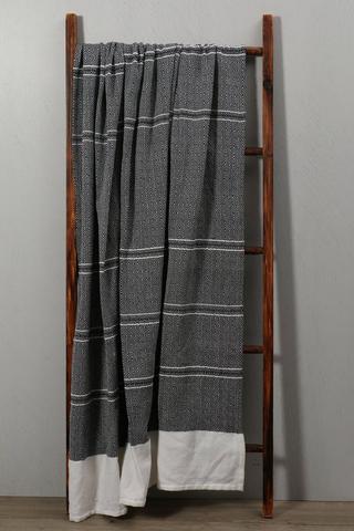 Woven Jacquard Throw 140x180cm