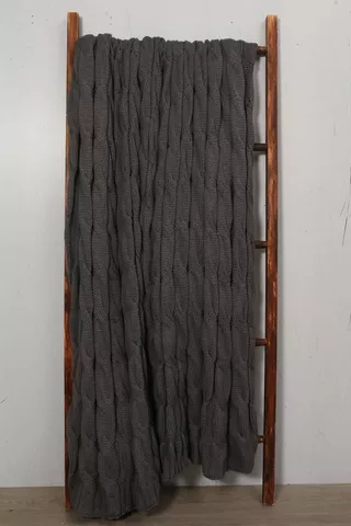 Superwide Chunky Cable Knit Throw 250x270cm