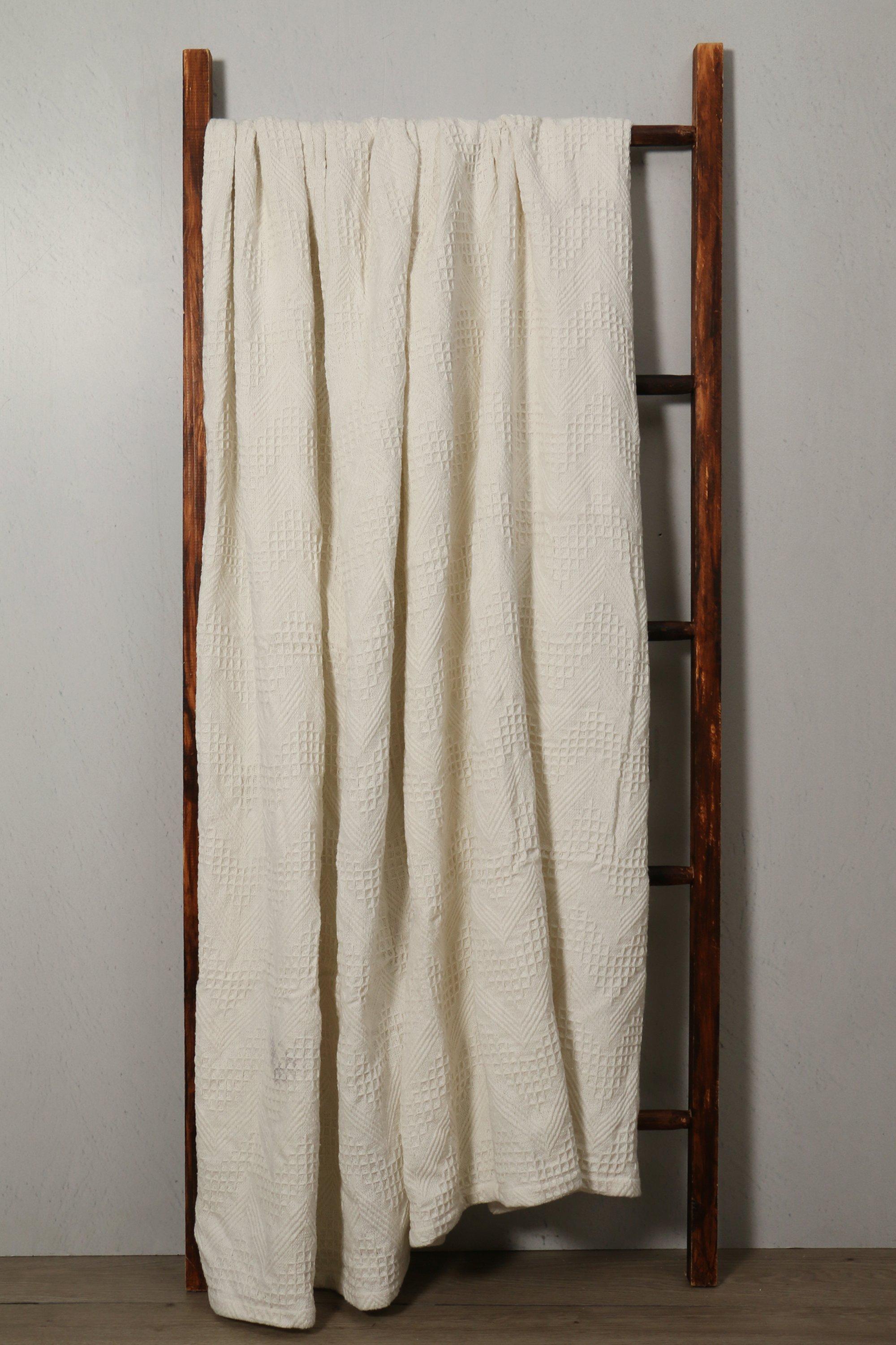Manhattan Geometric Throw 180x220cm