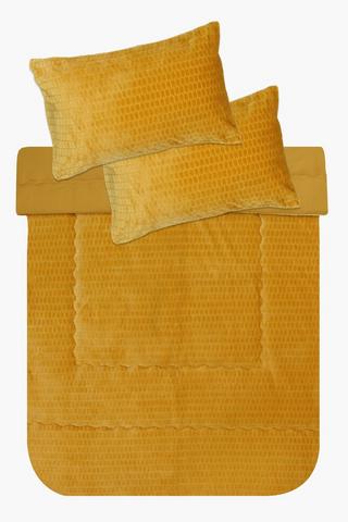 Flannel Comforter Set