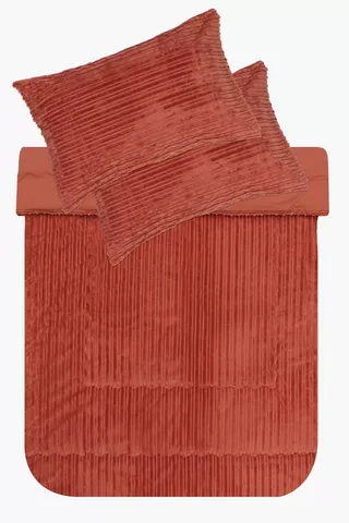 Plush Ribbed Comforter Set