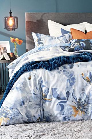 Microfibre Cypress Flower Comforter Set